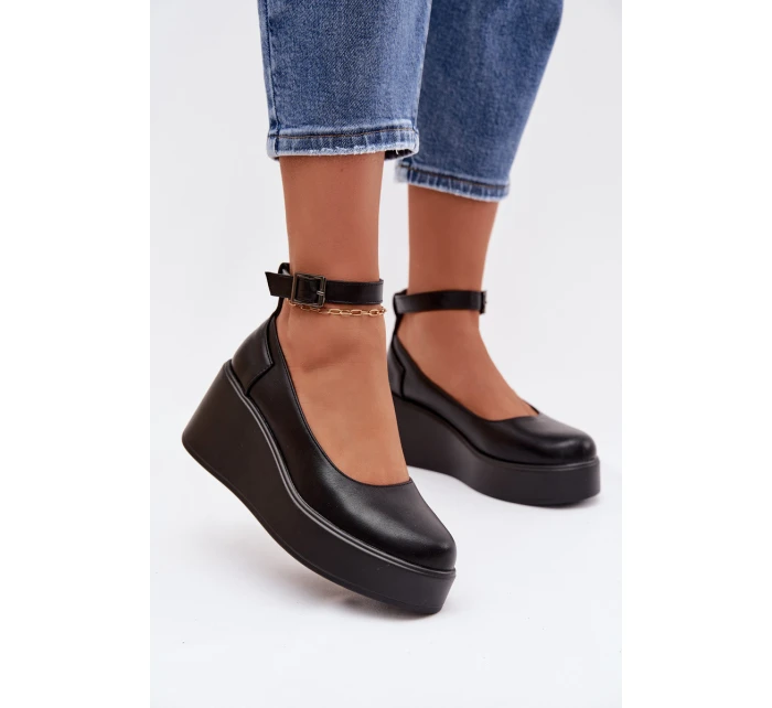 Dámské polobotky na platformě s páskem Černé Belvissa Dámské polobotky na platformě s páskem Černé Belvissa