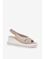 Dámské Kožené Sandály Na Klínu model 21695789 Zlaté - S.Barski