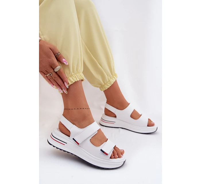 Kožené dámské sandály na platformě na suchý zip bílé model 22095050 - EVENTO