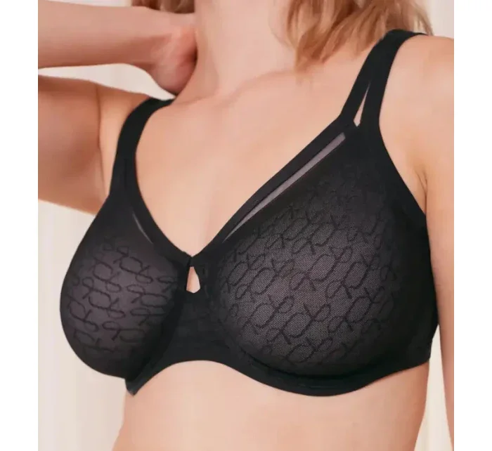 Triumph Signature Sheer W01 EX