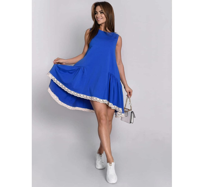 Šaty s volánom a chrpovou modrou gipiérou
