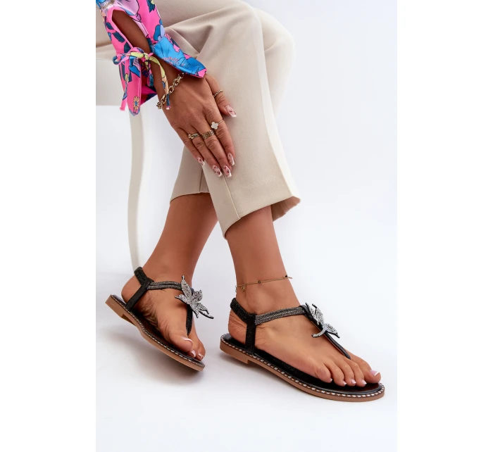 Dámské Ploché Sandály S Ozdobným Stříbrné model 21662044 - EVENTO Dámské Ploché Sandály S Ozdobným Stříbrné model 21662044 - EVENTO