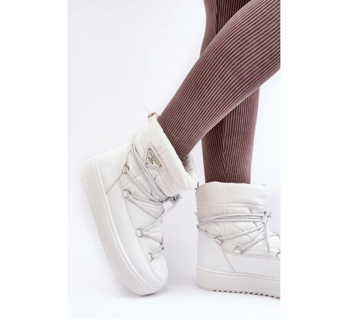 Dámské sněhule na platformě s vázáním bílé model 21641618 - Boto Dámské sněhule na platformě s vázáním bílé model 21641618 - Boto