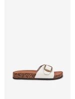 Klapki Damskie Na Korkowej Platformie Z Klamrą Białe Vianara Klapki Damskie Na Korkowej Platformie Z Klamrą Białe Vianara