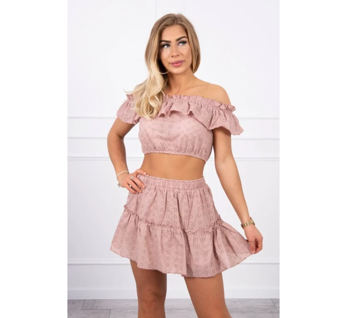 Vyšívaná súprava s kapučínovou blúzkou s bodkami