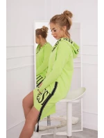 Šaty s kapucňou a potlačou pistácie Šaty s kapucňou a potlačou pistácie