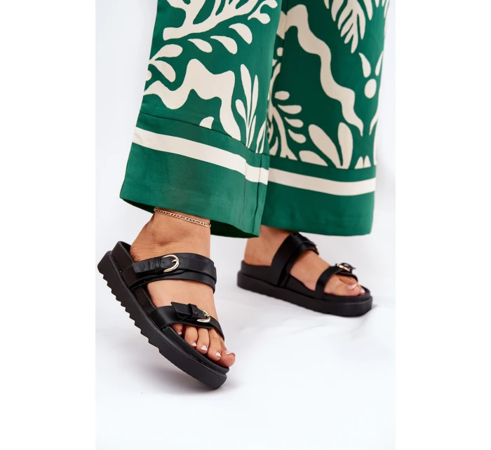 Klapki Damskie Na Platformie Ze Złotymi Klamrami Czarne Wernone