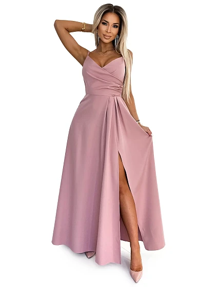 CHIARA Elegantní dlouhé dámské maxi šaty na ramínkách ve špinavě růžové barvě model 20119792 - numoco CHIARA Elegantní dlouhé dámské maxi šaty na ramínkách ve špinavě růžové barvě model 20119792 - numoco