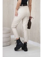 Voskované nohavice s opaskom béžovej farby