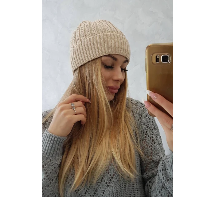 Tenká čepice Veronica model 18750397 béžová - K-Fashion
