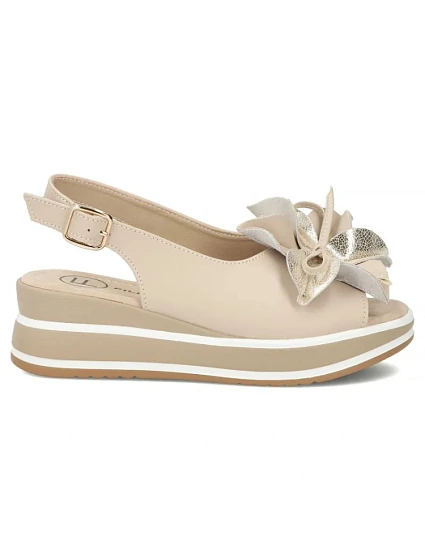 Dámské kožené sandály na platformě béžové model 22135897 - FILIPPO