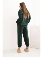 Dámska maslová súprava s voľnou mikinou a nohavicami s nápisom LOVE tmavozelená