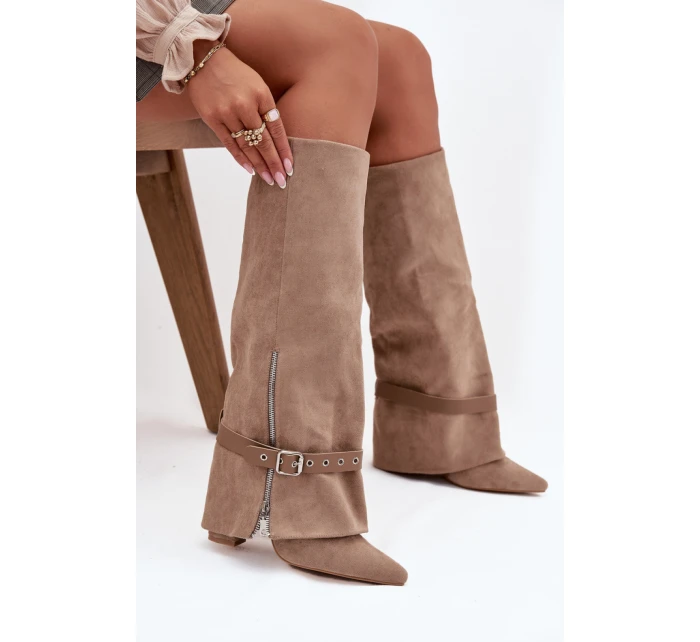 Kozačky na podpatku model 21764620 khaki Step in style - SWEET SHOES Kozačky na podpatku model 21764620 khaki Step in style - SWEET SHOES