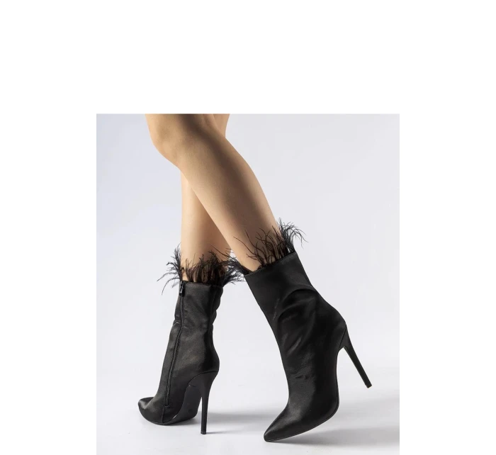Dámské kotníkové boty na podpatku Černá Super model 21486083 - Inello