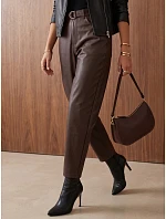 Spodnie damskie fit brązowe model 22361844 - FashionStreet Spodnie damskie fit brązowe model 22361844 - FashionStreet