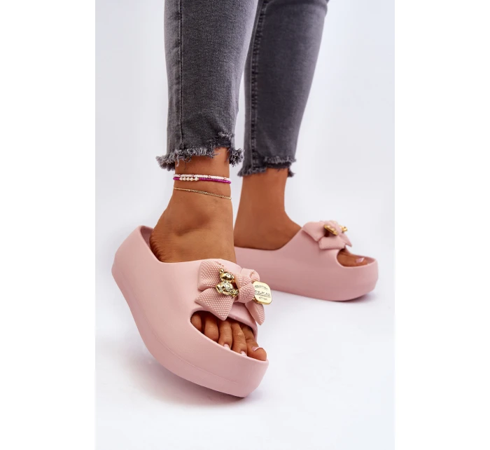 Dámské žabky s mašlí Růžové model 21652092 - Boto