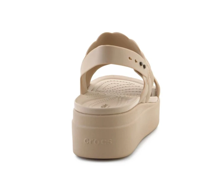 Sandály Brooklyn Woven Low Wedge W model 21021386 - Crocs Sandály Brooklyn Woven Low Wedge W model 21021386 - Crocs
