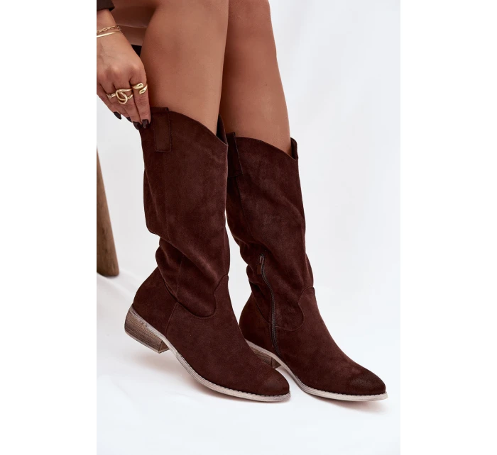 Kozaki Kovbojky Na Nízkém Podpatku Z Eko Semiše Čokoládové Cherrie Kozaki Kovbojky Na Nízkém Podpatku Z Eko Semiše Čokoládové Cherrie