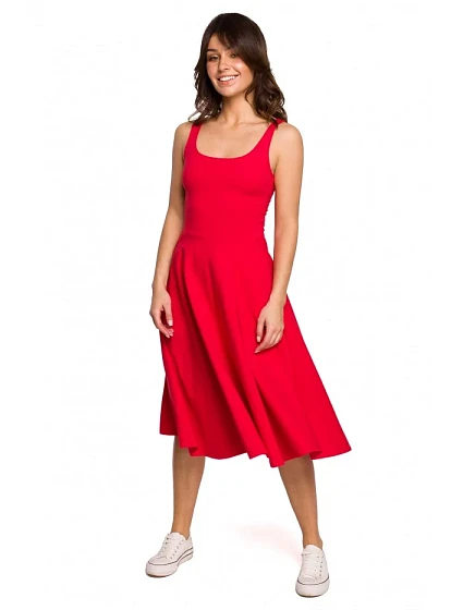 model 18003927 Přiléhavé šaty bez rukávů červené - BeWear