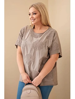 Dámská bavlněná halenka Plus Size s model 22212488 květinami fango - K-Fashion