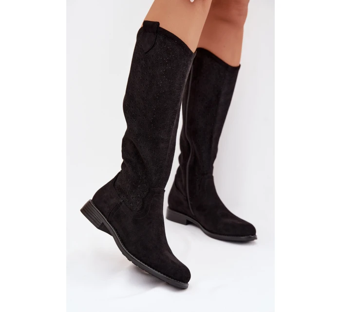 Dámské kozačky s vzorem na nízkém podpatku  Černé model 22031878 - S.Barski