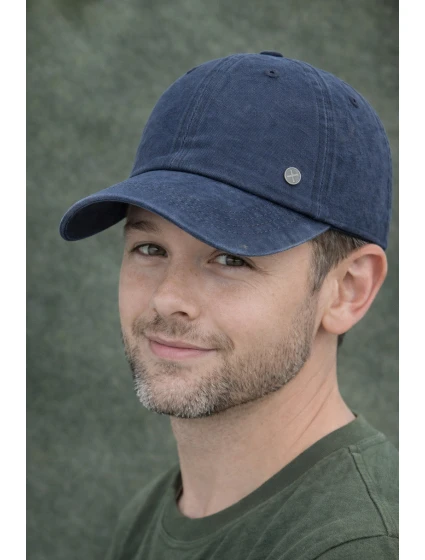 CZAPKA Z DASZKIEM model 22035654 - Noviti