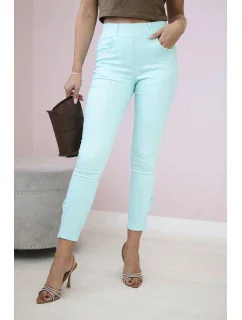 Farebné džínsové nohavice s mätovou mašľou
