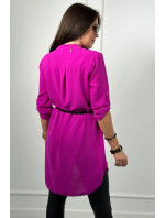 Šaty s dlhším chrbtom a pásom tmavo fialové