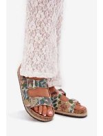 Wzorzyste Klapki Damskie Na Korkowej Platformie Z Klamrami Lee Cooper LCW-25-35-3480L Multikolor Wzorzyste Klapki Damskie Na Korkowej Platformie Z Klamrami Lee Cooper LCW-25-35-3480L Multikolor