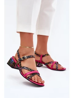 Sandále na podpätku model 215333 Krok vo veľkom štýle