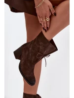 Kožené semišové dámské kotníkové boty na podpatku model 21744772 čokoládové - Zazoo