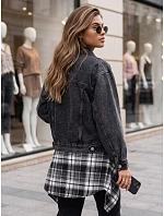 Kurtka damska jeansowa oversize czarne model 22394629 - FashionStreet Kurtka damska jeansowa oversize czarne model 22394629 - FashionStreet