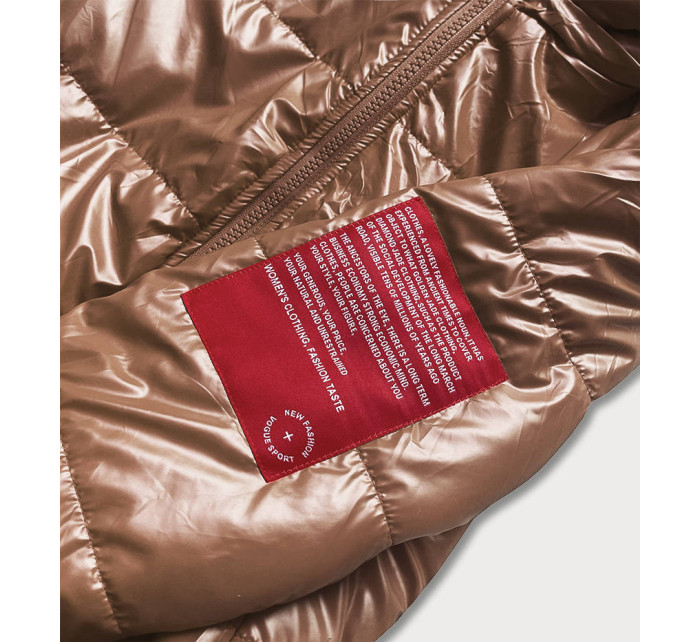 Krátka dámska bunda v karamelovej farbe s ozdobným lemovaním (B8030-14)