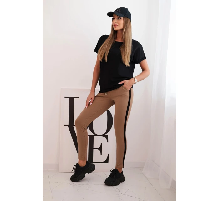 Dámska bavlnená súprava s tričkom a legínami s čiernym pásom