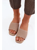 Materiálové dámské pantofle na plochém podpatku tmavě béžové Belissea