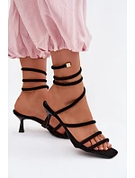 Dámské sandály na podpatku s pásky Černé model 22103012 - Boto