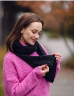 Dámsky šál Vuch Rowdy SC Black Dámsky šál Vuch Rowdy SC Black