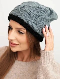 Dámska zimná vlnená čiapka s pleteným vzorom K443 sivá