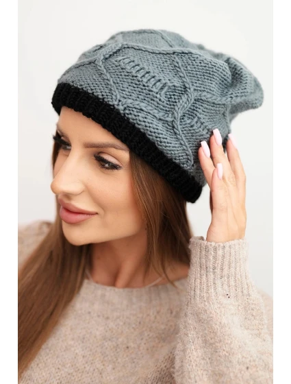 Dámska zimná vlnená čiapka s pleteným vzorom K443 sivá Dámska zimná vlnená čiapka s pleteným vzorom K443 sivá