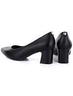 Dámske lodičky na podpätku čierne Sergio Leone PB413