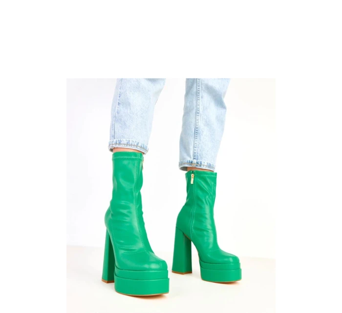 Topánky na podpätku model 217894 Solea