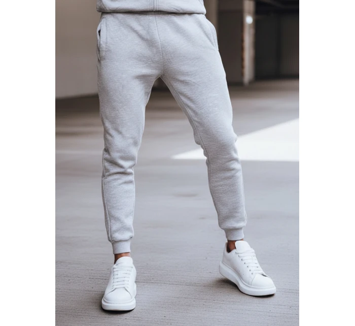 Pánské světle šedé tepláky Dstreet model 21969486 - FashionStreet Pánské světle šedé tepláky Dstreet model 21969486 - FashionStreet