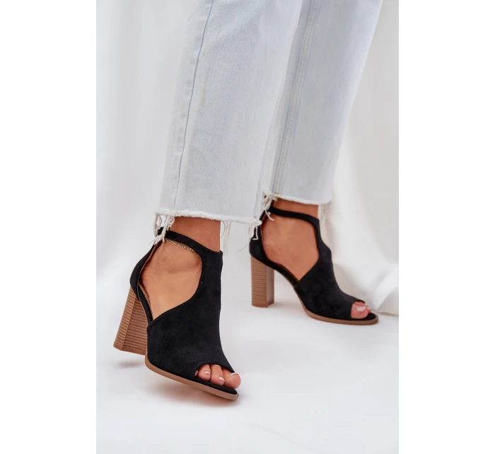 Sandały Na Słupku Z Eko Zamszu Czarne Lanadriena