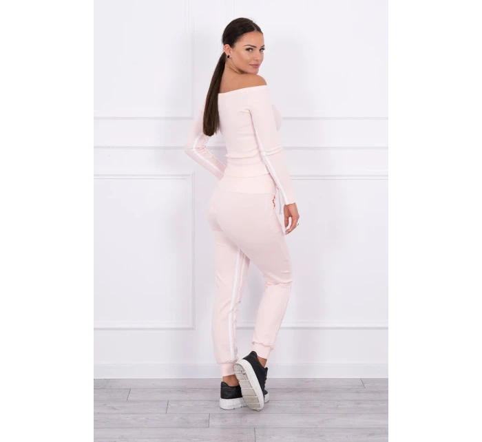 Sada s dvojitými pruhy pudrově růžové barvy Sada s dvojitými pruhy pudrově růžové barvy