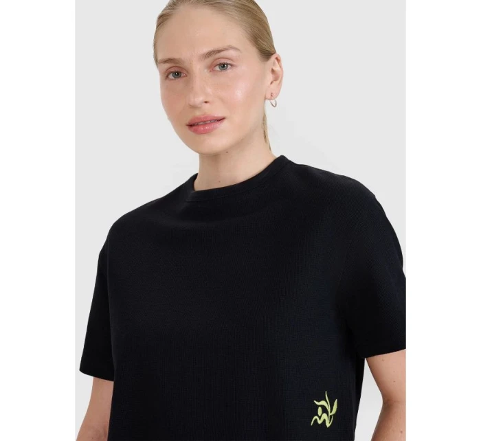 Dámske tričko 4F 4FWSS25TTSHF1977-20S