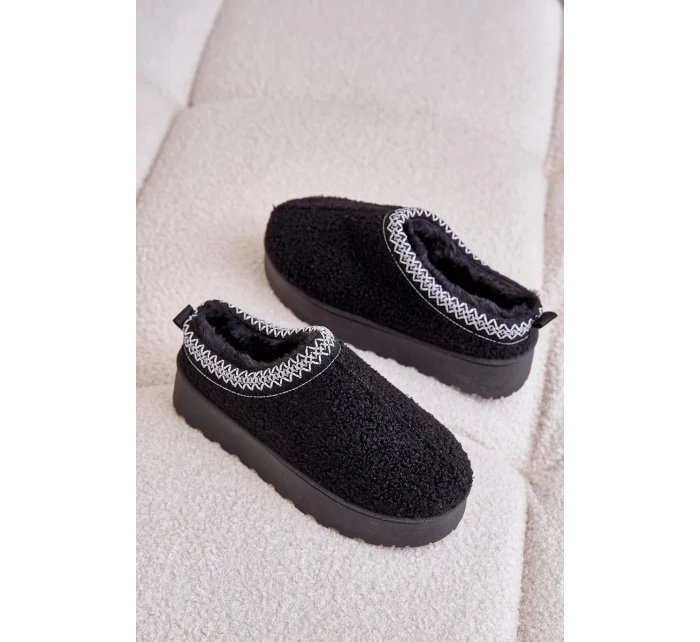 Dámske snehule na platforme s výšivkou Black Tirissa Dámske snehule na platforme s výšivkou Black Tirissa