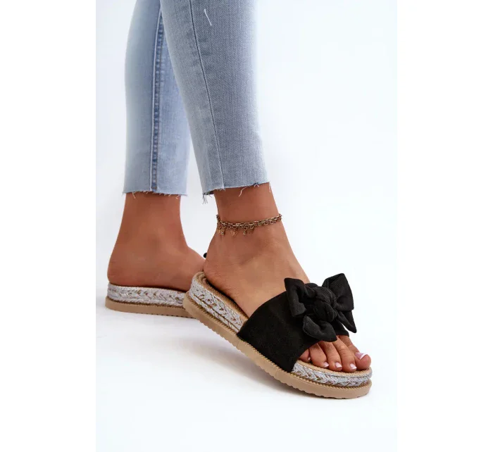 Dámské pantofle na platformě s černá model 20447966 - Kesi Dámské pantofle na platformě s černá model 20447966 - Kesi