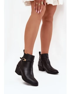 Topánky na podpätku model 218510 Krok vo veľkom štýle