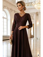 309-14 AMBER elegantné dlhé čipkované šaty s výstrihom - čokoládové