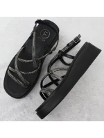 Dámske romantické sandále na platforme so zirkónmi čierne Filippo DS6898